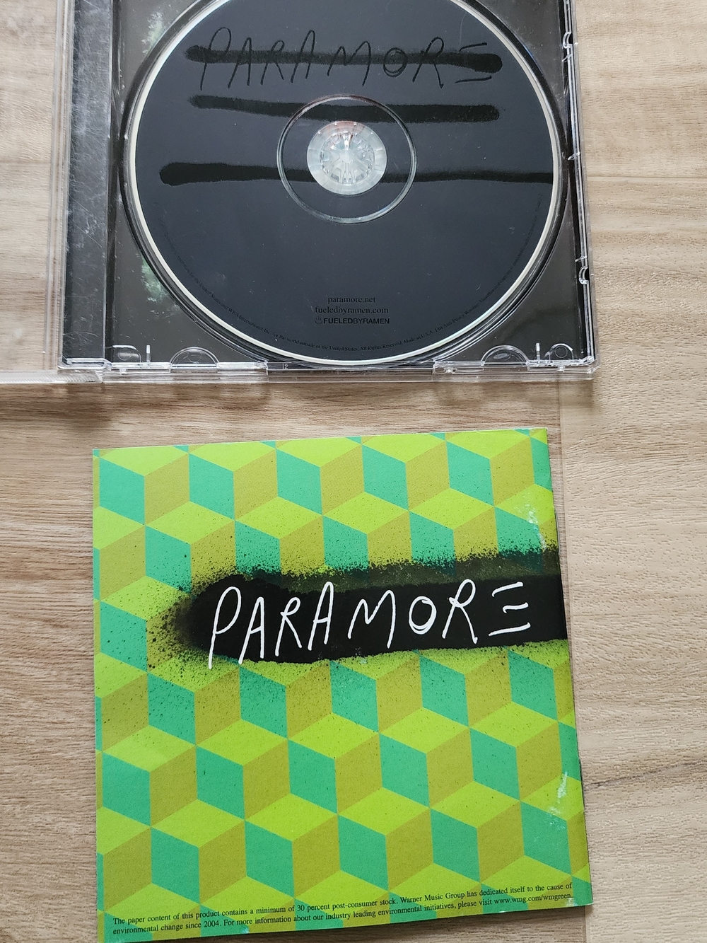 Paramore CD - Picture 2 of 3